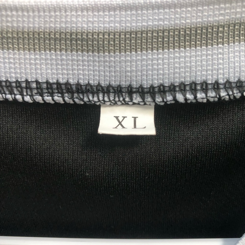 Black and White White Sox Jersey - Picture 3 of 3